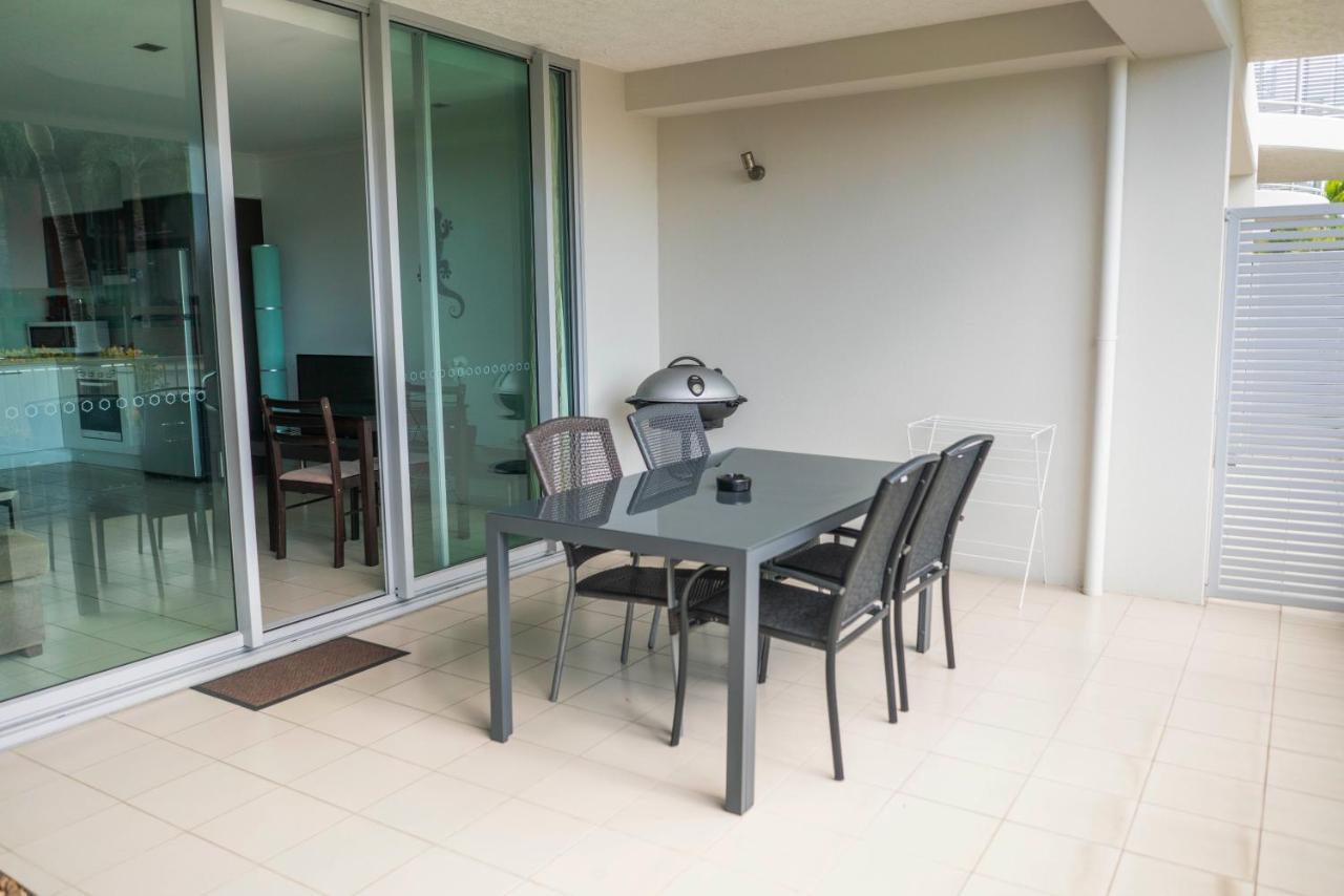 Marina View Apartment Эйрли-Бич Экстерьер фото